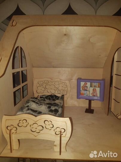 Домик кукольный