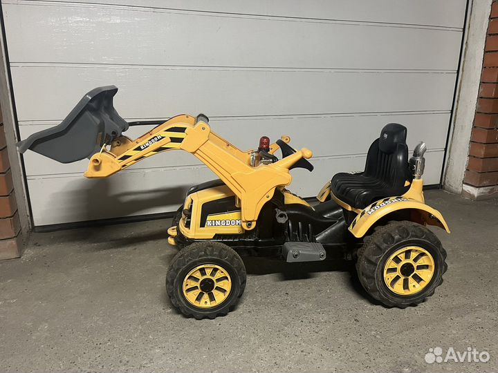 Детский электромобиль трактор