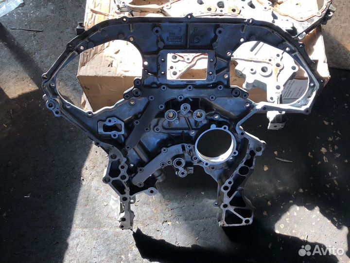 Передняя крышка Infiniti FX35 VQ35HR