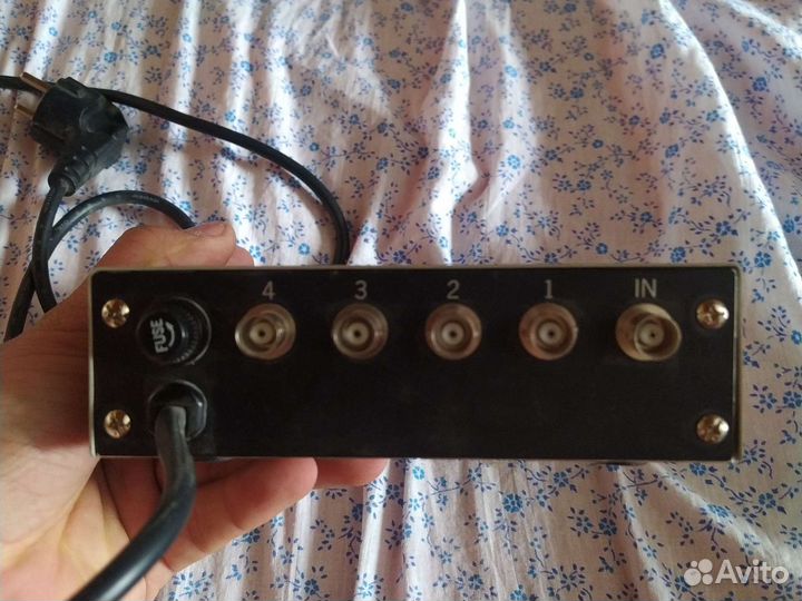 Видеоусилитель-разветвитель