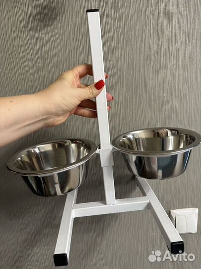 Миска для собак на подставке