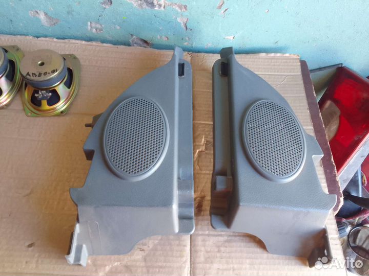 Держатель задний полки Chevrolet Aveo T200