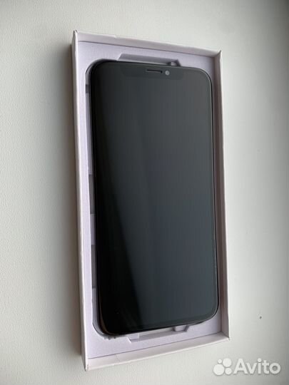 Дисплей на iPhone 10