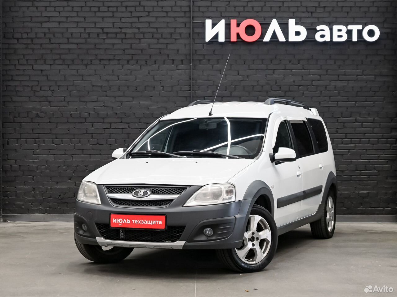 ВАЗ (LADA) Largus Cross 1.6 MT, 2017, 310 202 км