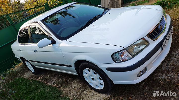 Заднее стекло на Nissan Sunny B15 Замена 60 мин