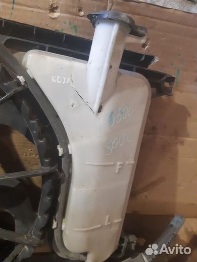 Диффузор вентилятора Kia Soul