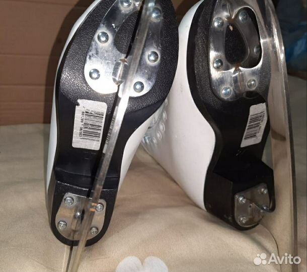 Коньки фигурные 27 размер Davos Graf gold