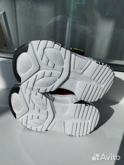 Кроссовки детские