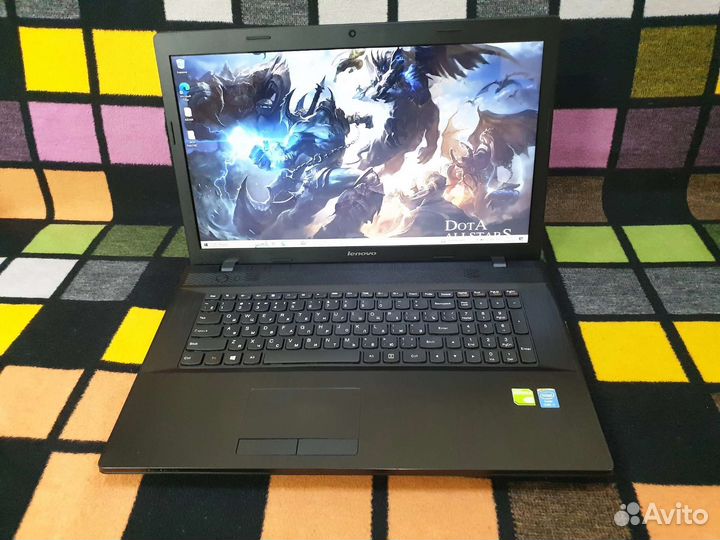 Большой ноутбук Lenovo G710