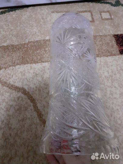 Хрустальная ваза