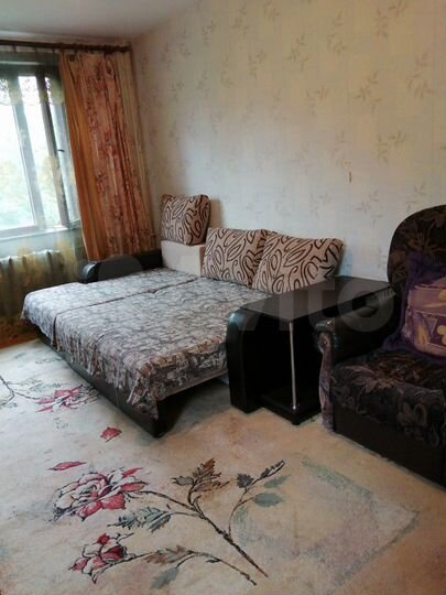 2-к. квартира, 57 м², 1/5 эт.