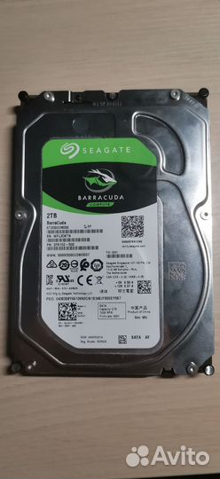 2 тб Жесткий диск Seagate BarraCuda ST2000DM008