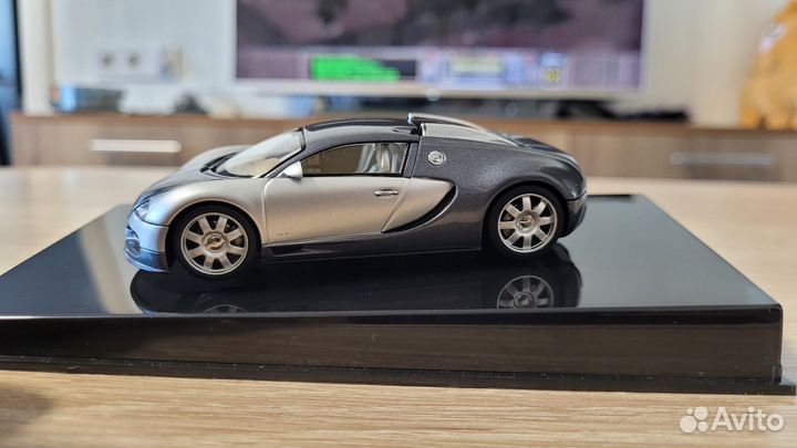 Bugatti EB 16.4 Veyron Showcar, Grey 1/43 AutoArt