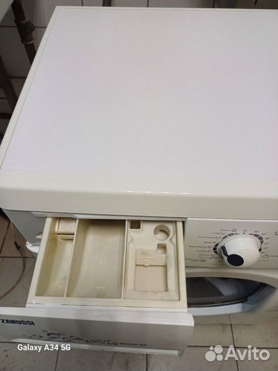 Стиральная машина Zanussi 5kg. Доставка. Установка