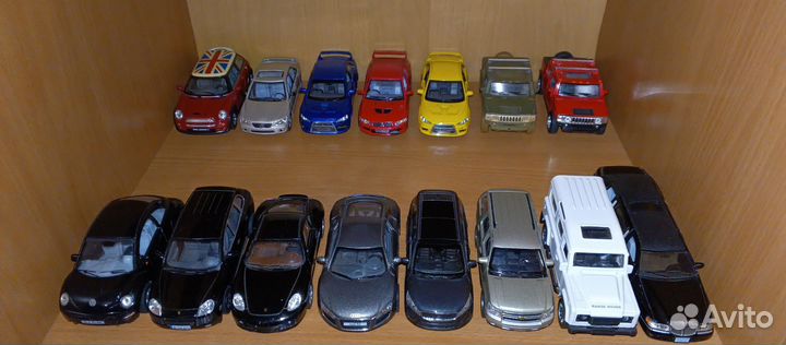 Коллекция масштабных моделек авто