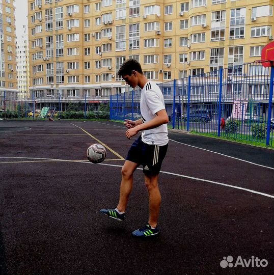 Детский тренер по футболу