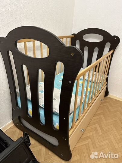 Кроваткая детская маятник