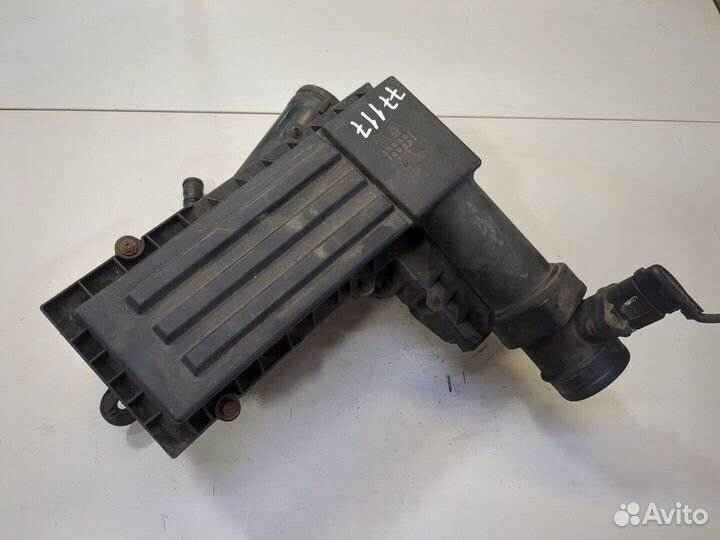 Корпус воздушного фильтра Volkswagen Touran, 2007