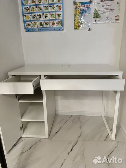 Детский стол парта