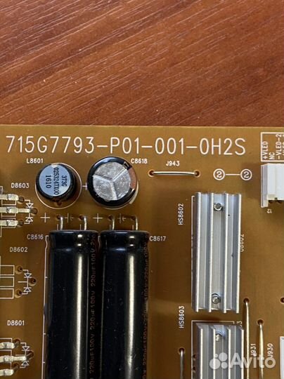 715g7793-p01-001-0h2s от Sony kdl-55wd655