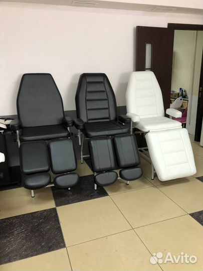 Косметологическое кресло кушетка