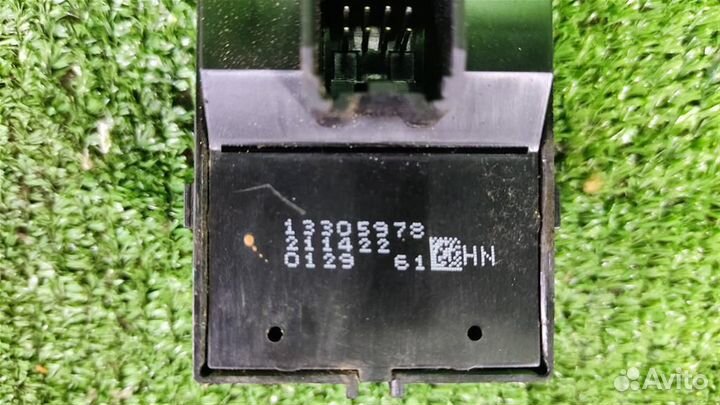 Блок управления стеклоподъемниками Opel Astra J 2