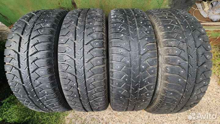 Bridgestone Ice Cruiser 7000S 225/65 R17