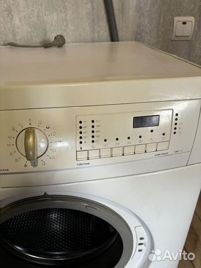 Стиральная машинка Electrolux