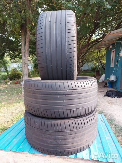 Michelin Pilot Sport 4 SUV 295/40 R21