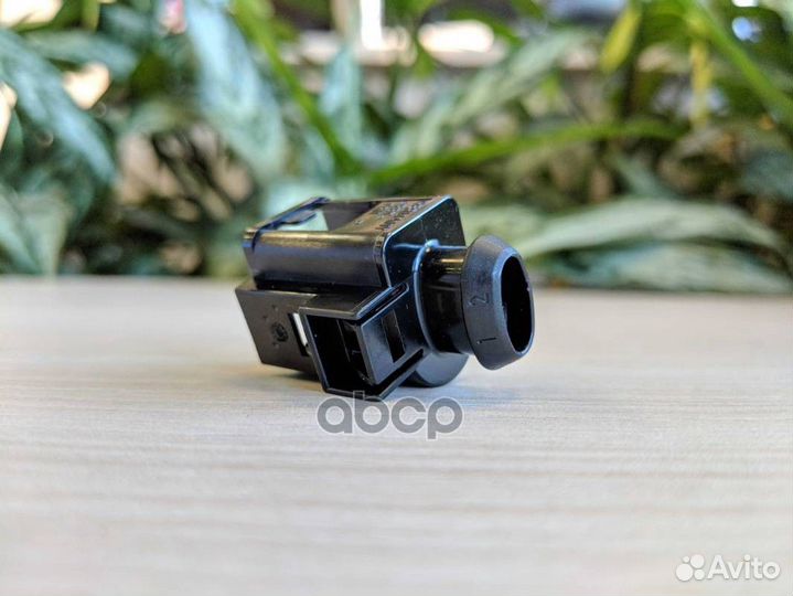 Штекер (10) 4D0971992 VAG