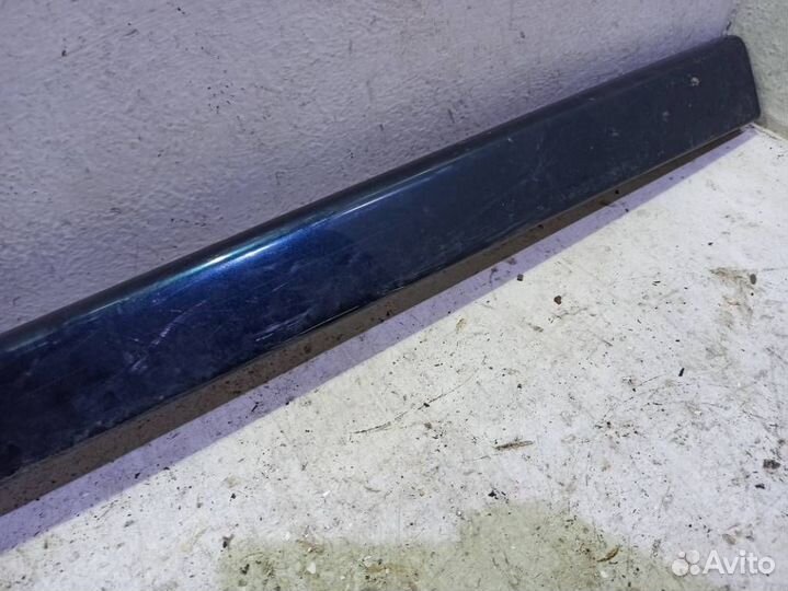 Накладка двери багажника