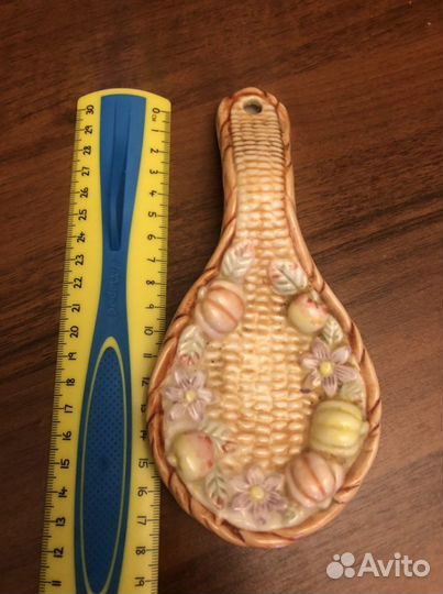 Подставка под ложку