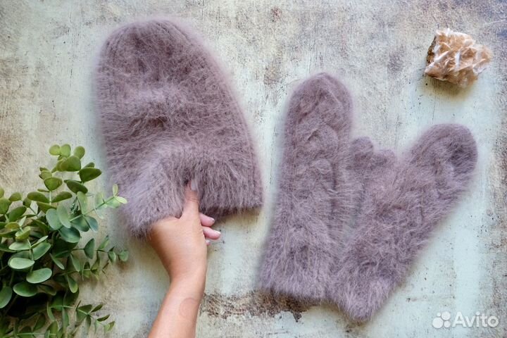 Комплект шапки и варежки