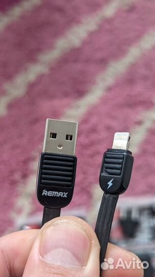 З/У чёрное и белое для Android/iPhone (10W)