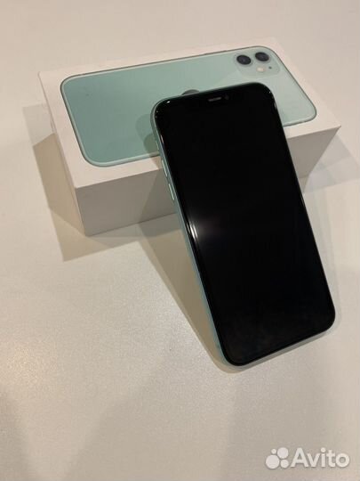 iPhone 11, 64 ГБ