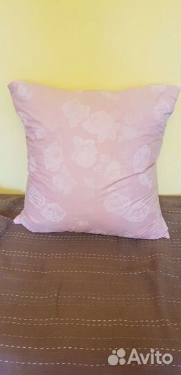 Подушки перьевые бу