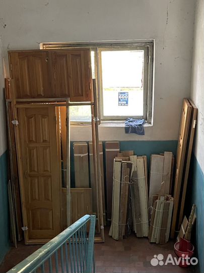 Дверь деревянная бу