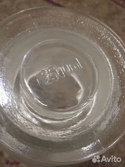 Банка с притертой крышкой