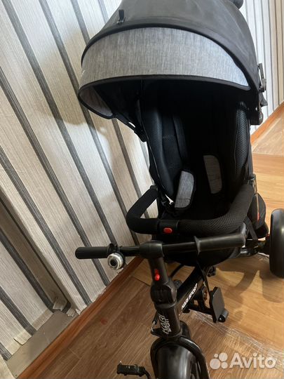 Детский велосипед трехколесный с ручкой бу