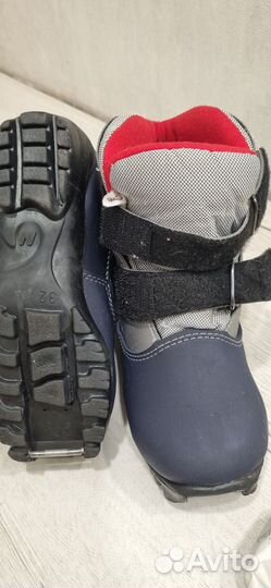 Лыжные ботинки
