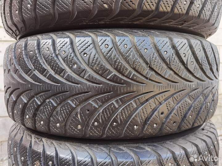 Sava Eskimo Stud 205/60 R16 96T