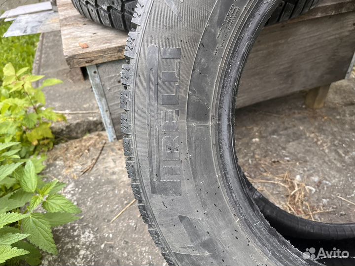 Pirelli Ice Zero 225/65 R17 T