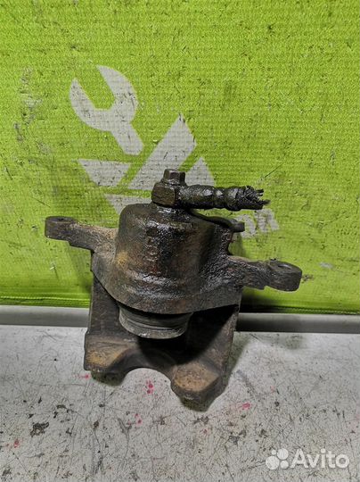 Суппорт передний правый Шевроле Ланос