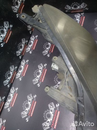 Фара передняя левая Opel Astra H хетчбэк