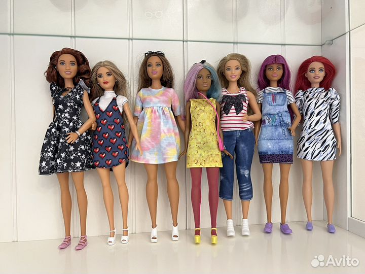 Кукла барби barbie fashionistas профессии
