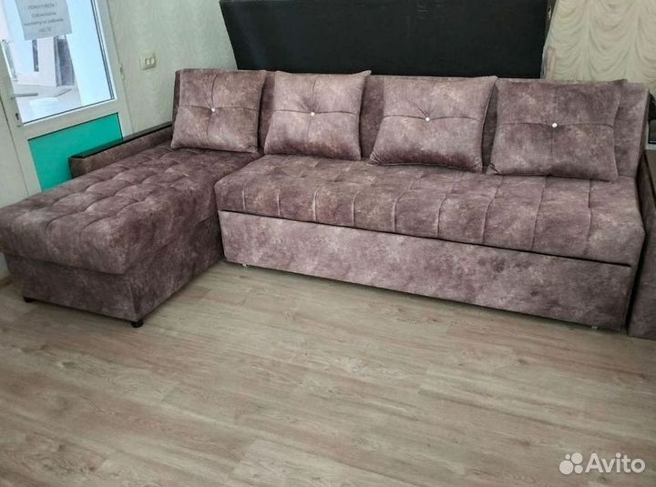 Диван угловой на заказ не б/у