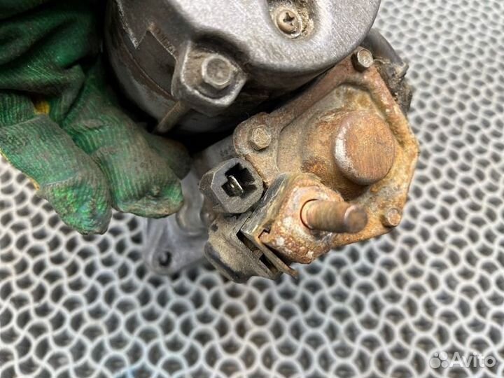 Стартер Dodge Caravan 3 2.4 EDZ 2000