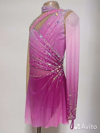 Пошив костюмов для фигурного катания