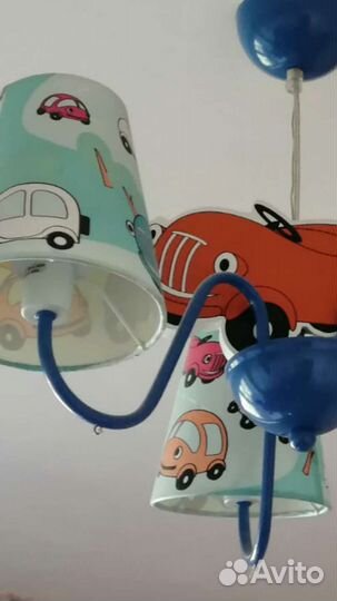 Продаю люстру в детскую комнату