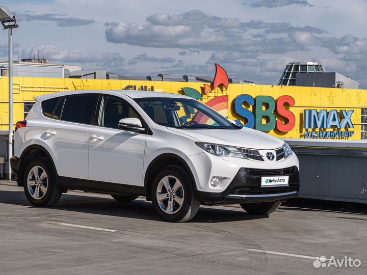 Toyota RAV4 2.0 CVT, 2015, 212 000 км